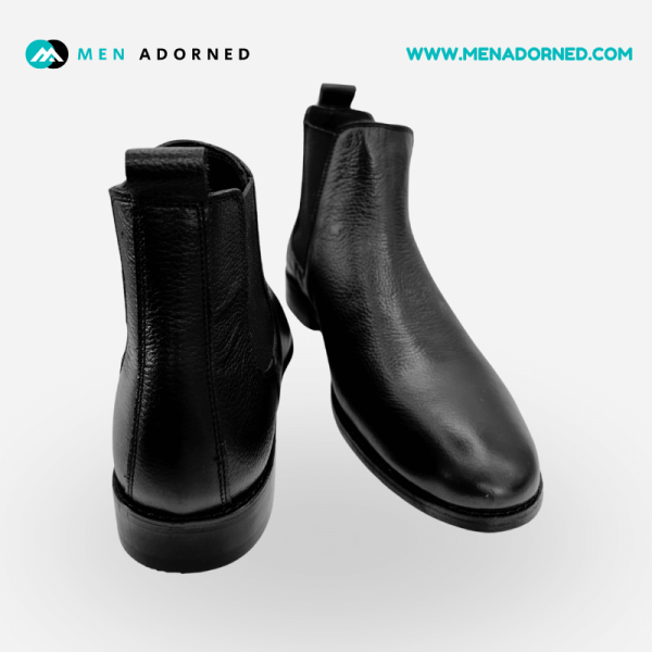 BLACK LEATHER CHELSEA BOOTS